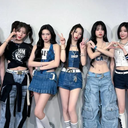 Grupo de k-op feminino Babymonster com 7 integrantes no estilo punk e hip hop.