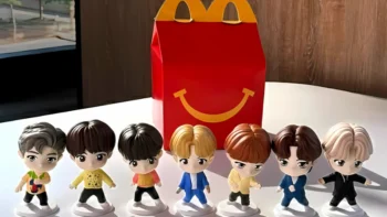 7 personagens da banda BTS da coleção de bonecos TinyTAN do Mc Donald's.
